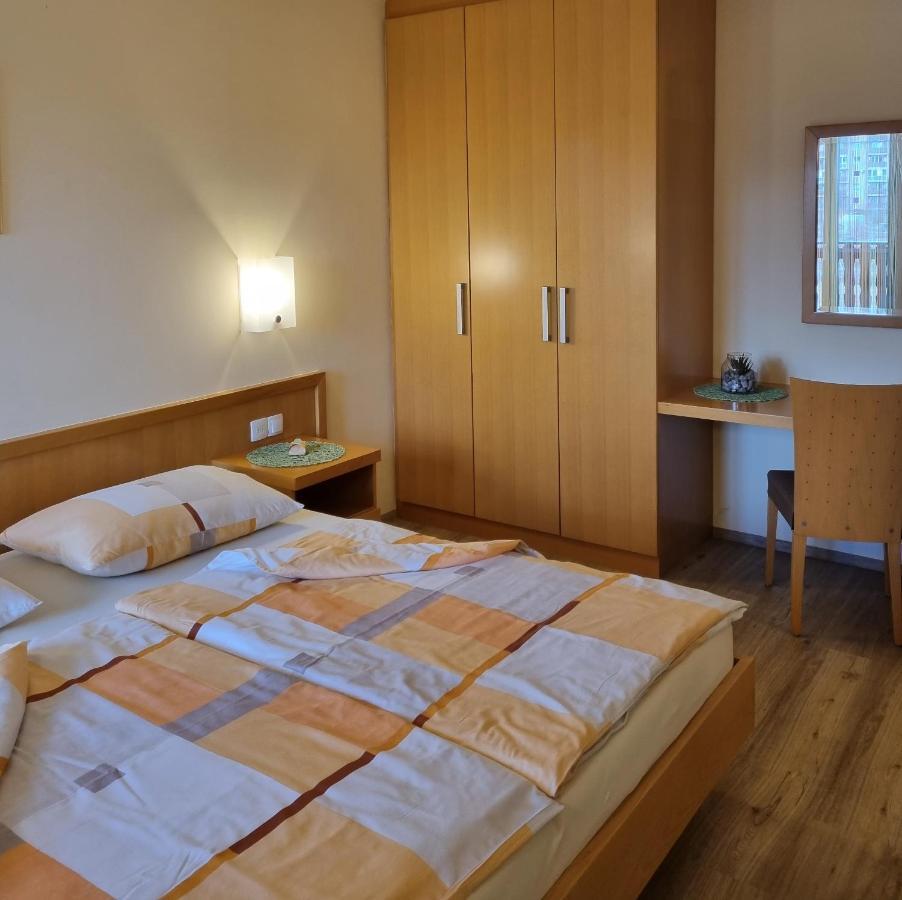 Apartments Ad 라덴치 외부 사진